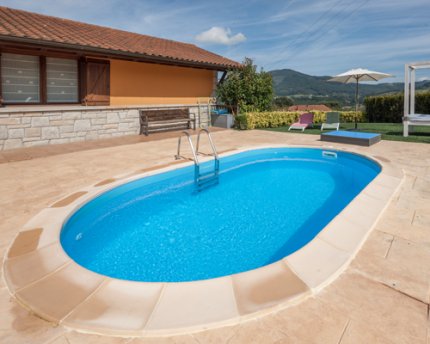 GRE BASIC POOLS - mit schmalen Handlauf (In-Ground)