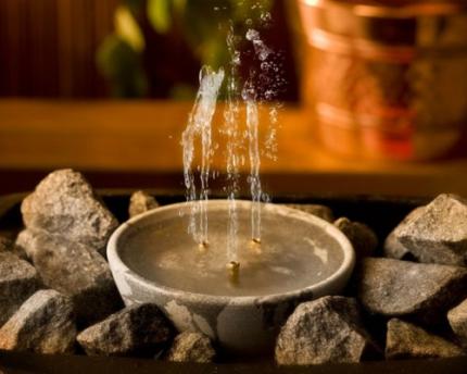 Sauna Speckstein und Brunnen