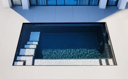 Leonis Pool